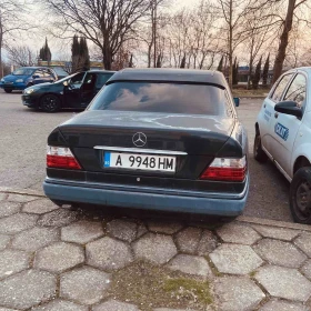 Mercedes-Benz 124 200E, снимка 6