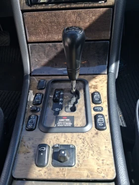 Mercedes-Benz E 220, снимка 6