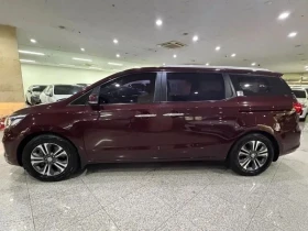 Kia Carnival, снимка 3