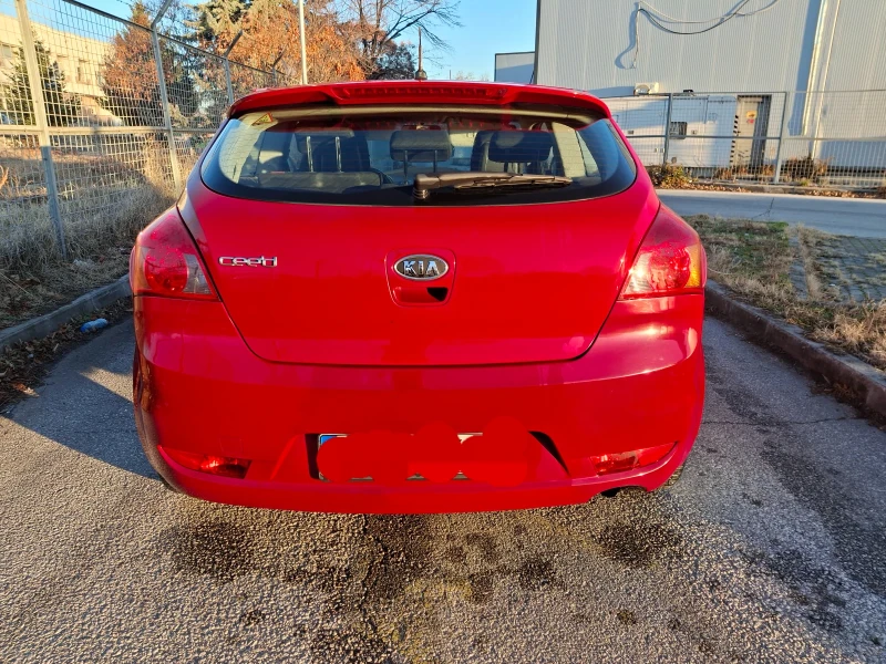 Kia Ceed, снимка 5 - Автомобили и джипове - 48387163