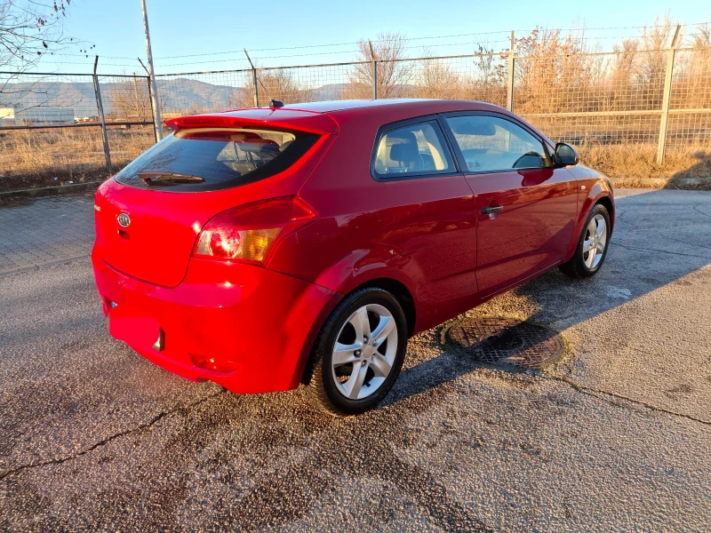 Kia Ceed, снимка 4 - Автомобили и джипове - 48387163