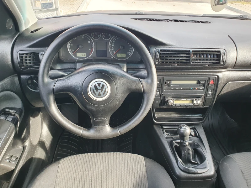 VW Passat 1.9/131KS, снимка 12 - Автомобили и джипове - 48600335