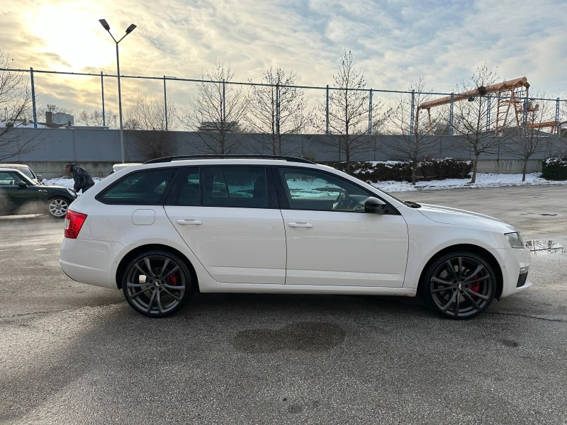 Skoda Octavia 2.0tdi VRS/Дистроник, снимка 5 - Автомобили и джипове - 48704754