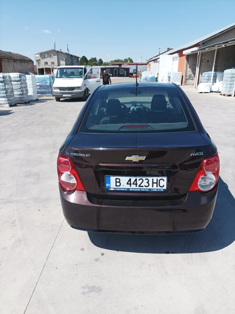 Chevrolet Aveo 9500км, снимка 4 - Автомобили и джипове - 53078575