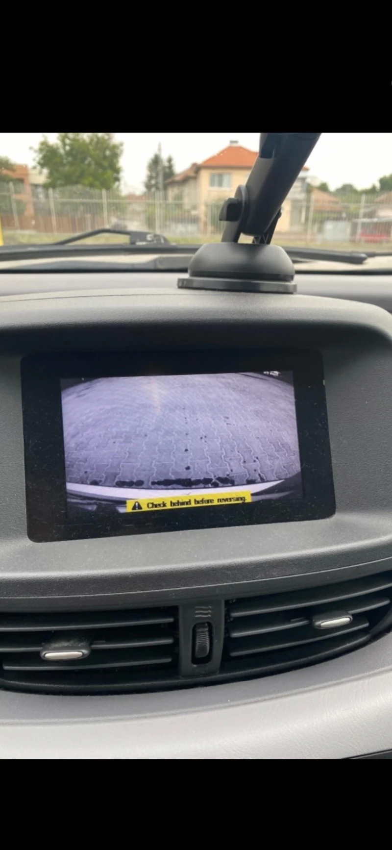 Nissan Almera tino 1.8i, Регистриран, всичко платено, Климатроник, снимка 11 - Автомобили и джипове - 51223816