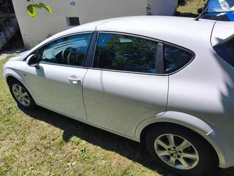 Seat Leon, снимка 5 - Автомобили и джипове - 51972141