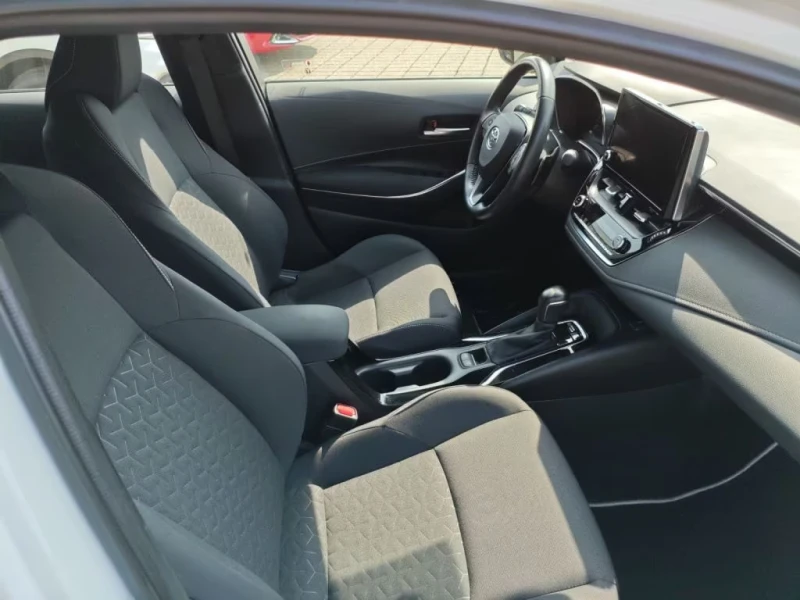 Toyota Corolla 2.0HEV/BUSINESS/196HP/TOURING-SPORTS/CAM/LED/677f, снимка 13 - Автомобили и джипове - 51532596
