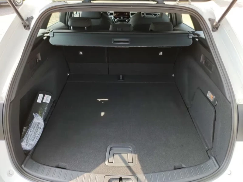 Toyota Corolla 2.0HEV/BUSINESS/196HP/TOURING-SPORTS/CAM/LED/677f, снимка 6 - Автомобили и джипове - 51532596