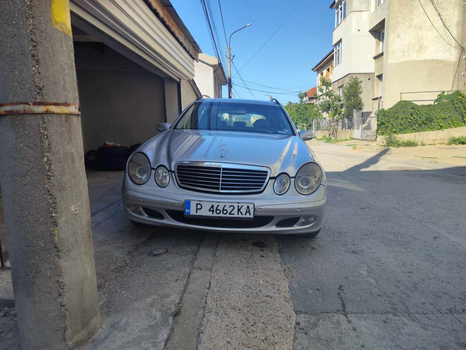 Mercedes-Benz E 220  - изображение 3