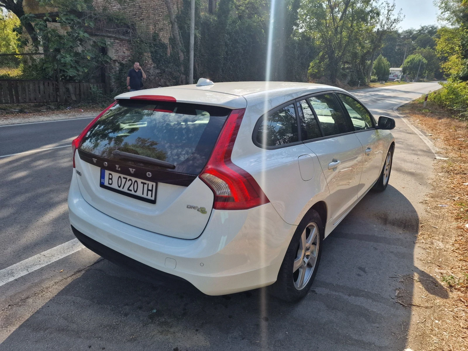 Volvo V60 1.6d - изображение 3