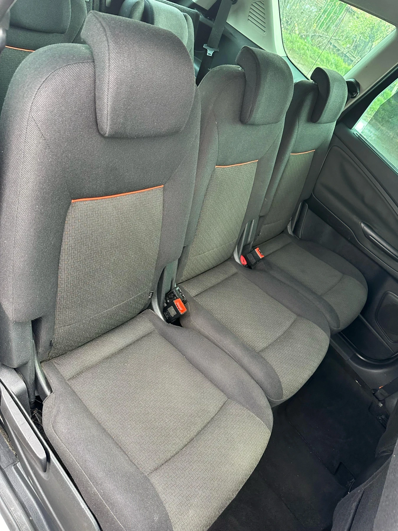 Ford S-Max 2.0i 6+ 1 - изображение 8