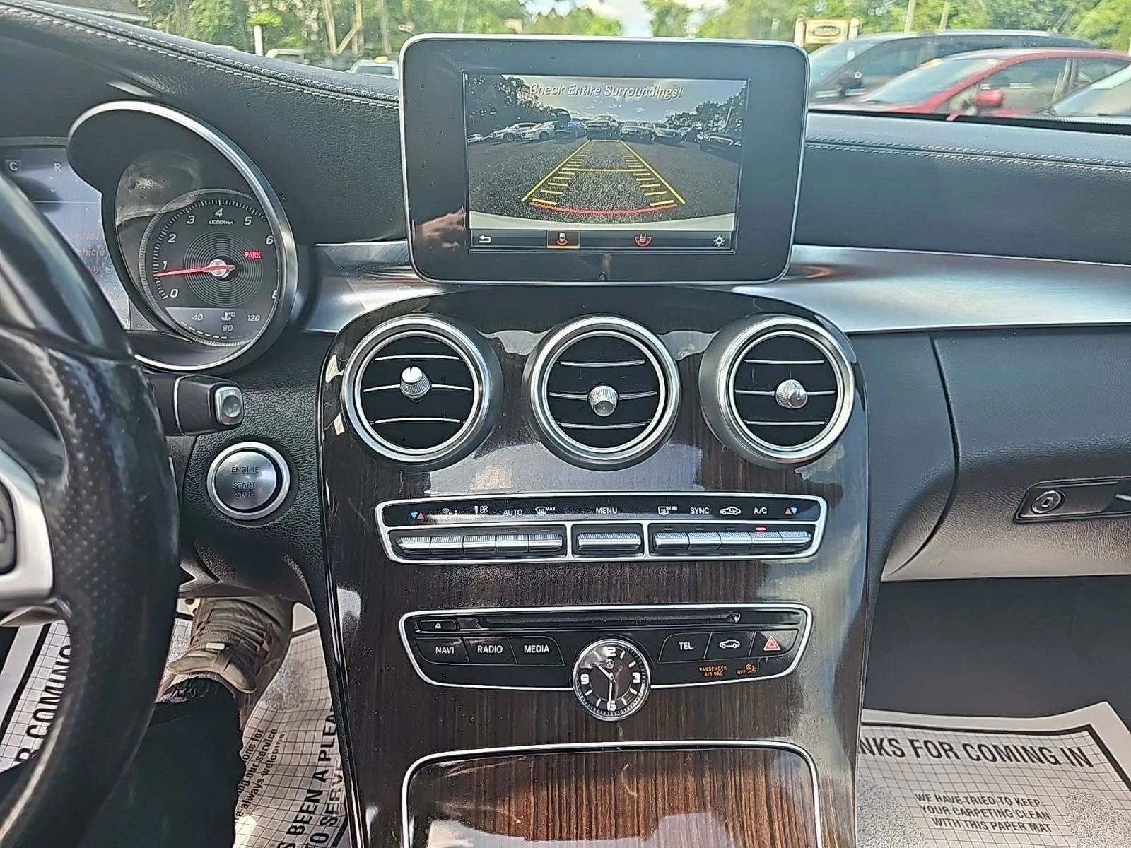 Mercedes-Benz C 300 AMG* BURMASTER* PANO* KEYLESS GO* КАМЕРА* МЪРТВА Т - изображение 6