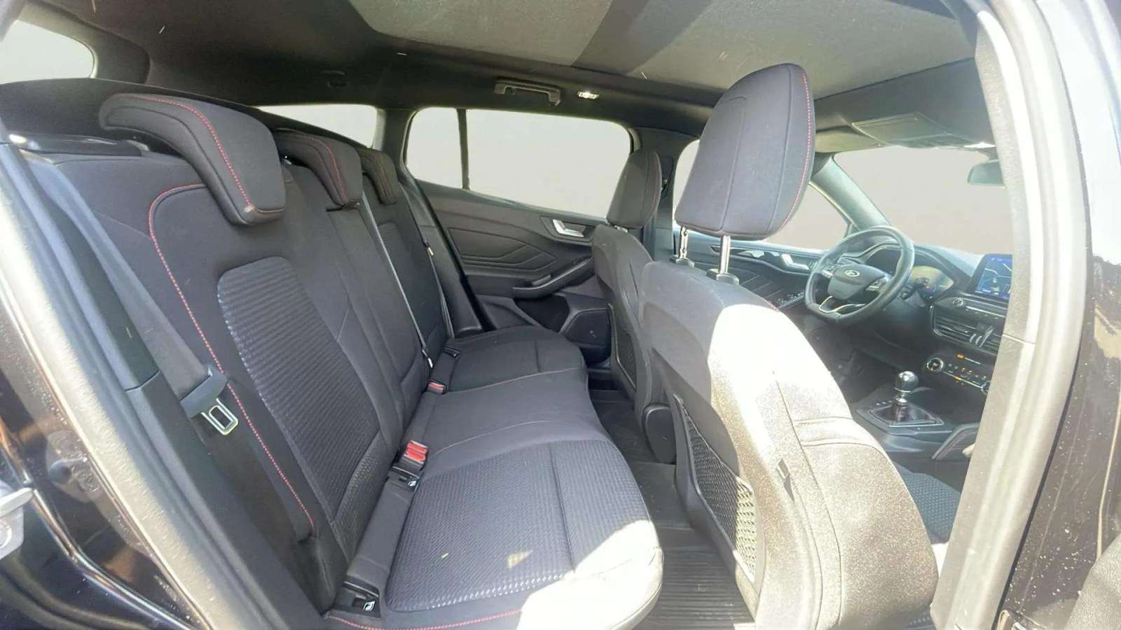 Ford Focus 2.0 TDCi - изображение 10