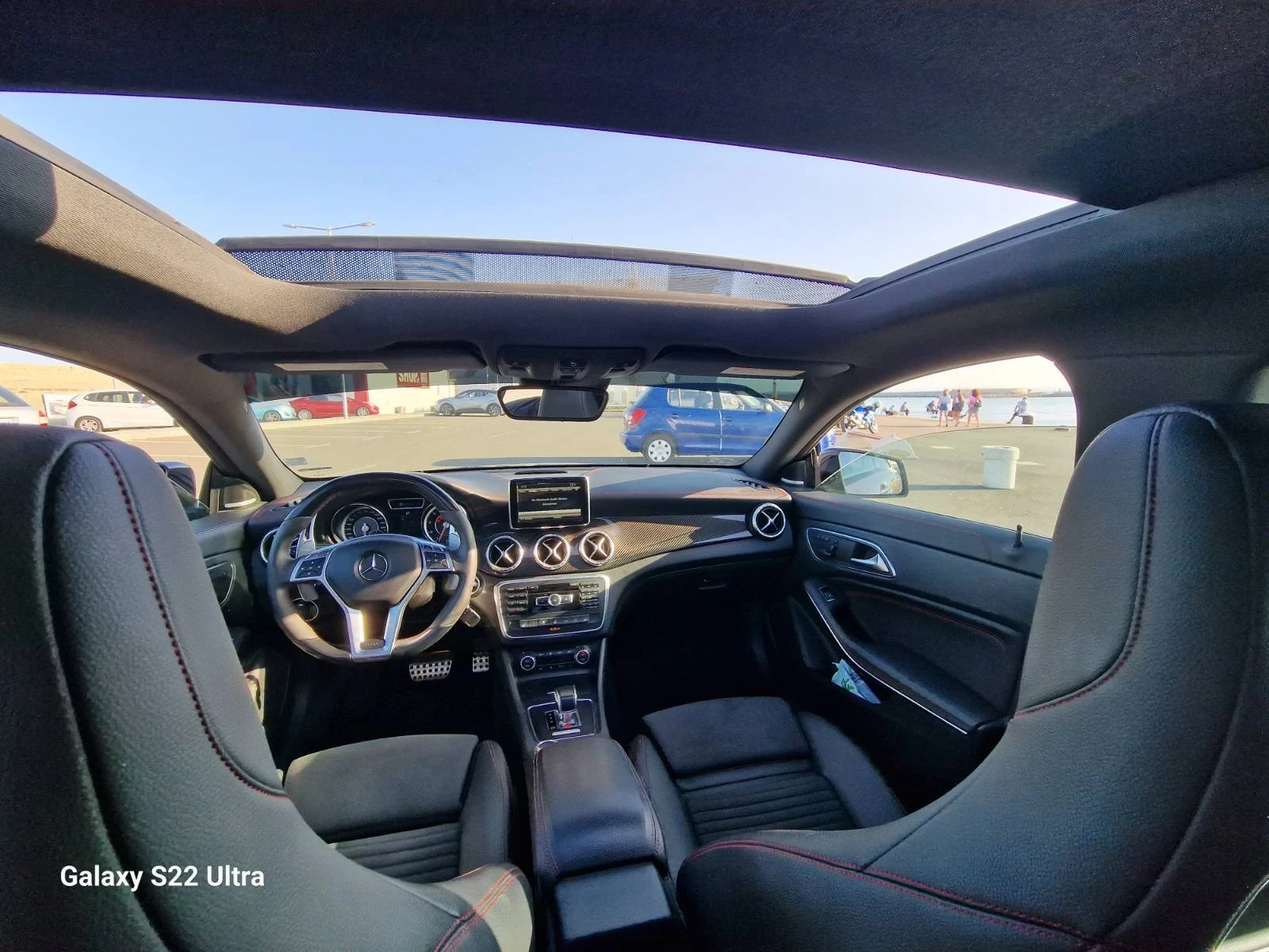 Mercedes-Benz CLA 45 AMG 4MATIC/NAVI/KAM/PANO - изображение 9
