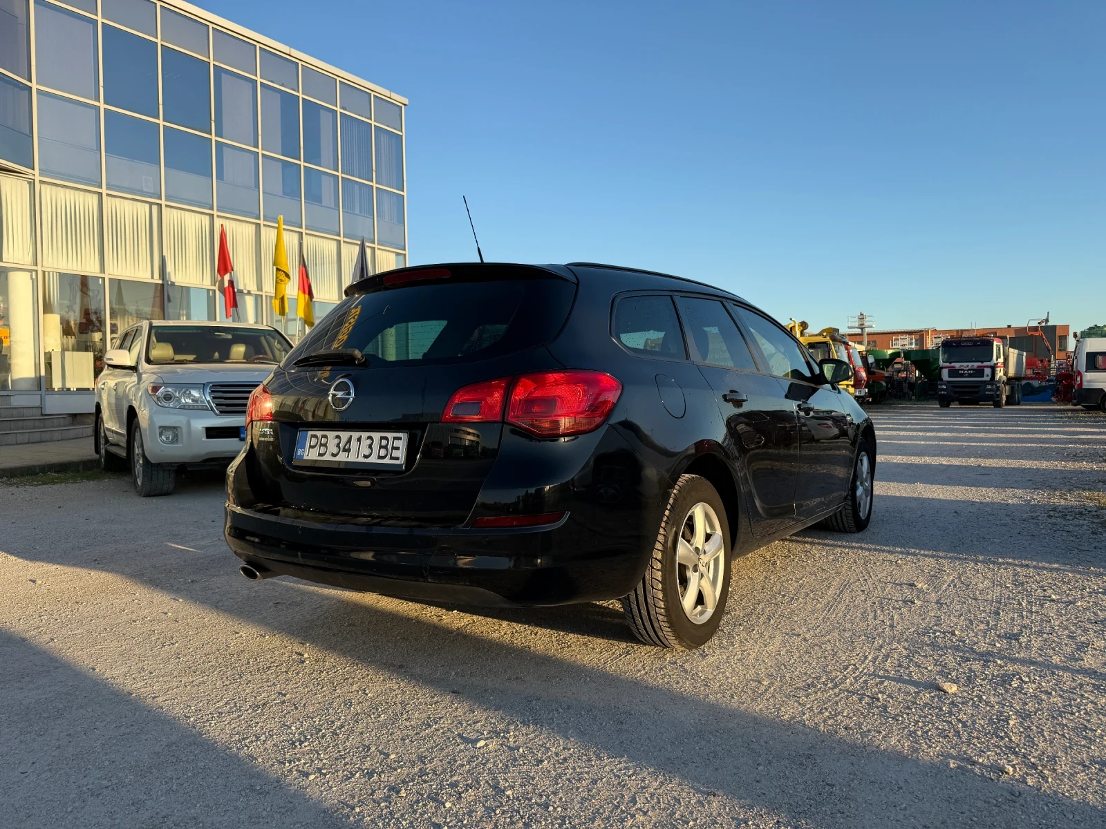 Opel Astra 1.4T* ГАЗ* FACE* РЕГИСТРАЦИЯ* 238.000км* ТОП - изображение 4