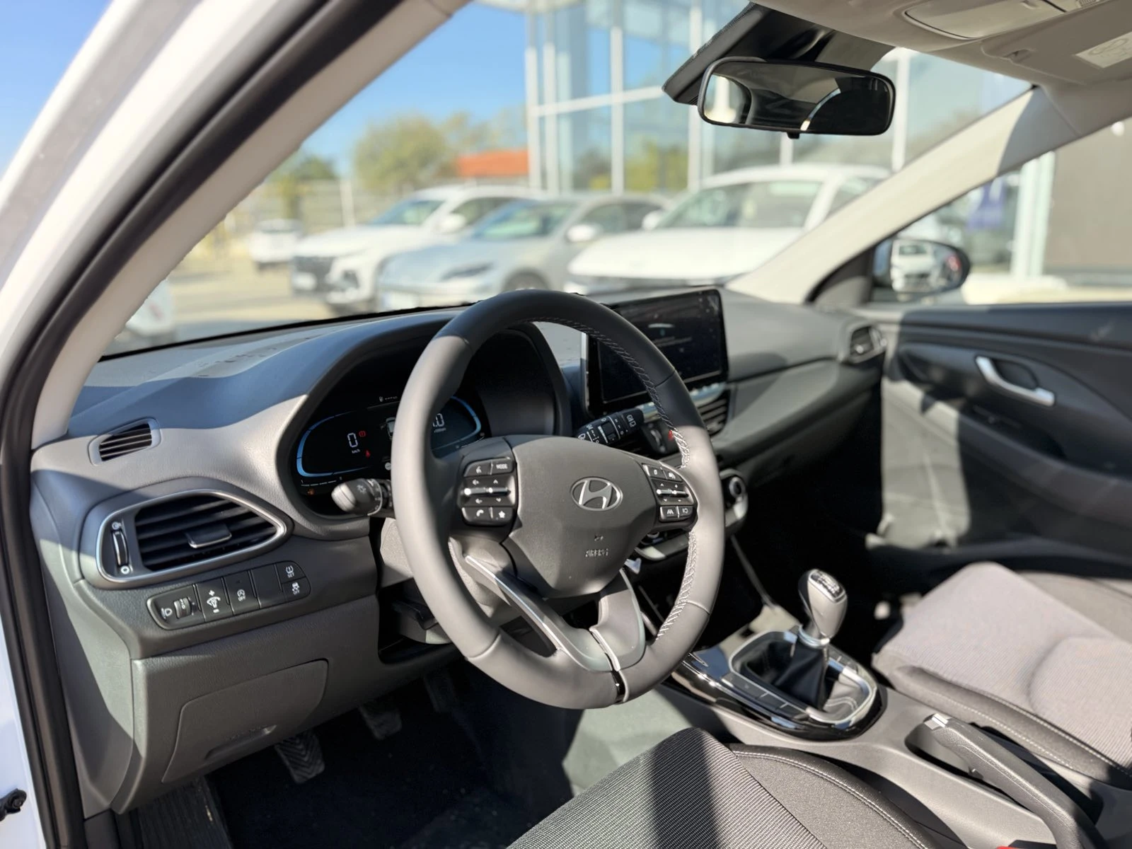 Hyundai I30   - i30 PD Wagon PE2 Business 1.5 6MT  | Mobile.bg   11