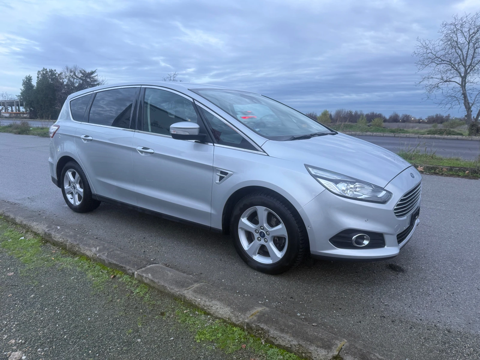 Ford S-Max 2.0 AUT. NAVI ШВЕЙЦАРИЯ - изображение 3