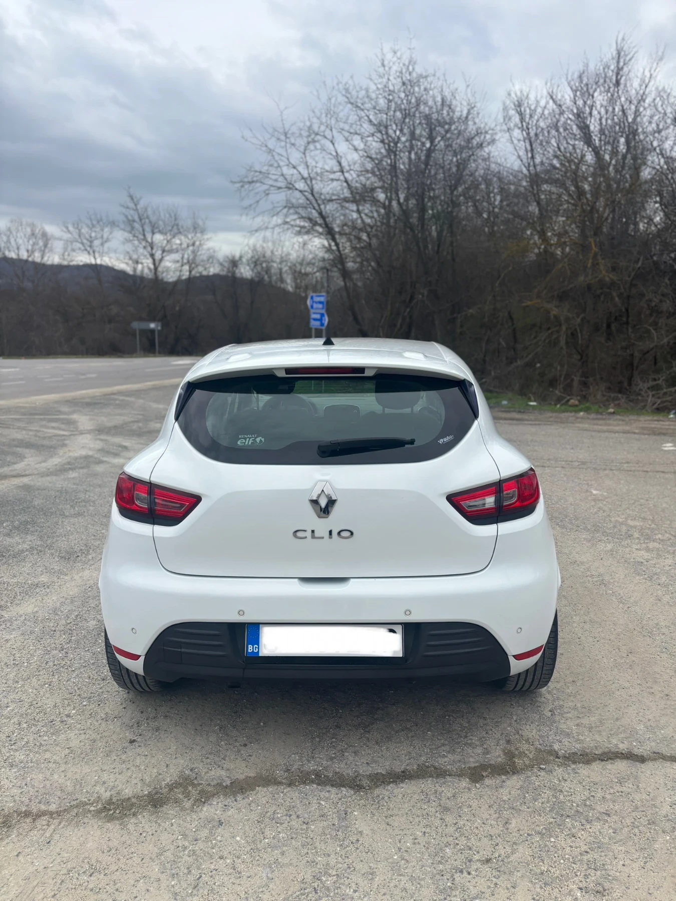 Renault Clio, снимка 2 - Автомобили и джипове - 53585124