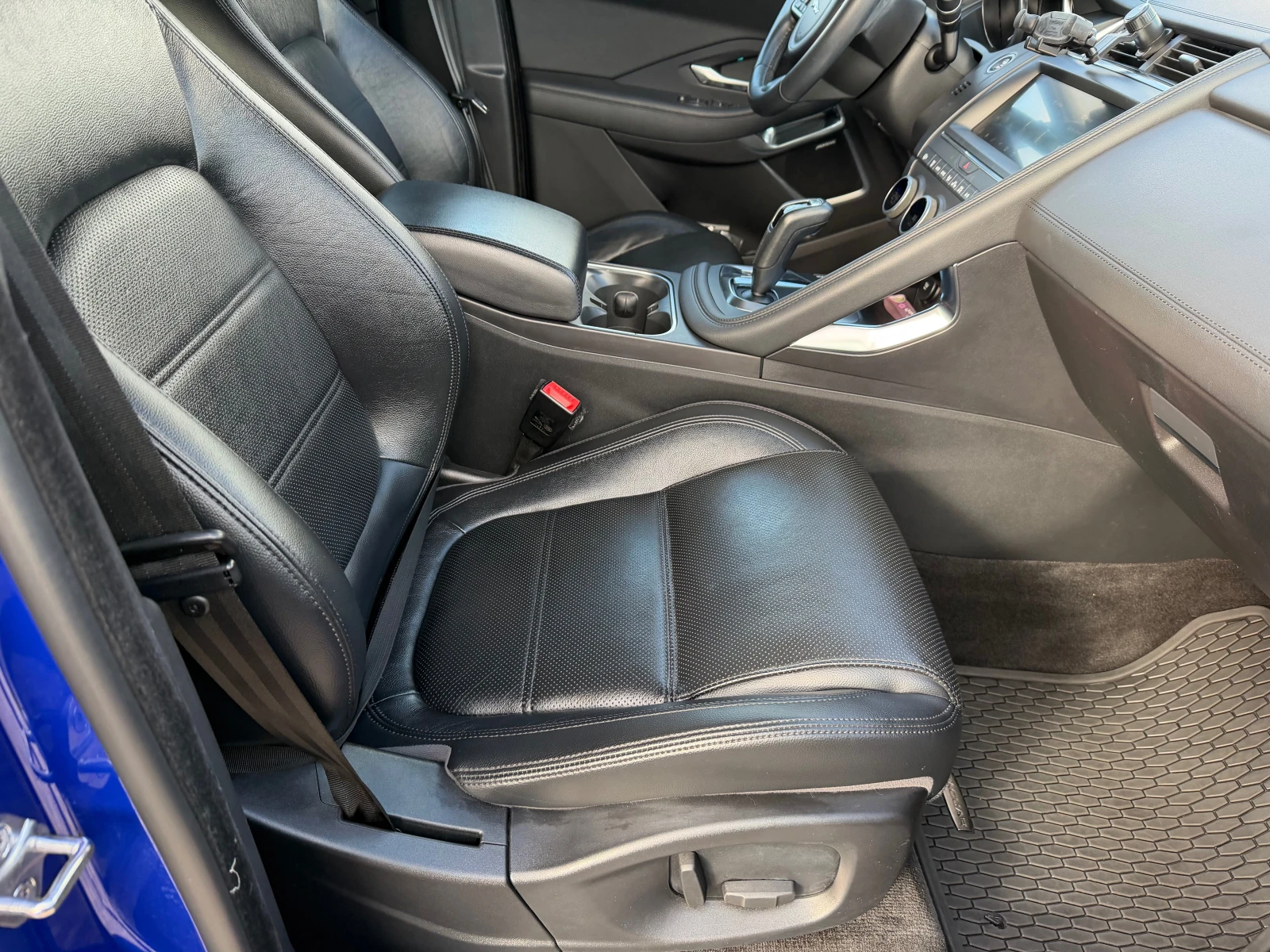 Jaguar E-pace 2.0 D (���� ����) | Mobile.bg � ����������� 14