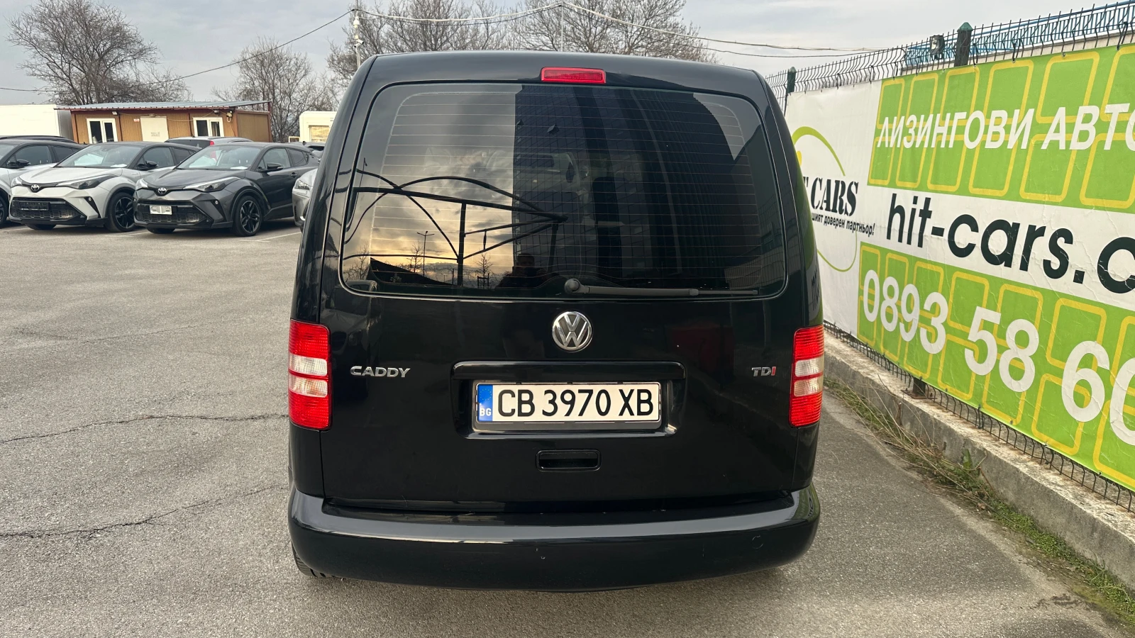 VW Caddy 1.6 TDI / Пътнически, снимка 7 - Автомобили и джипове - 53765600