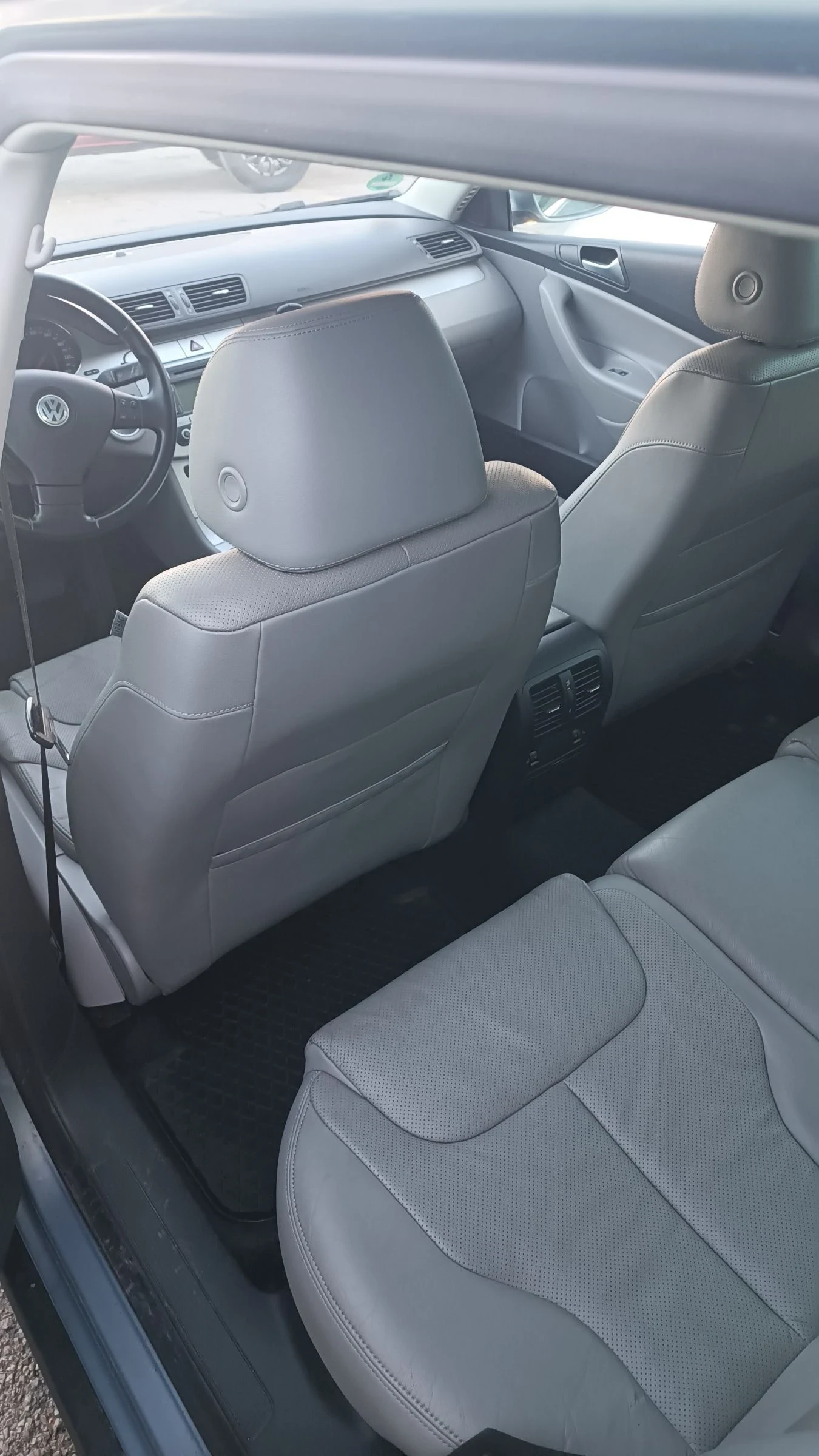 VW Passat 2.0TDI DSG CR, снимка 10 - Автомобили и джипове - 53782001