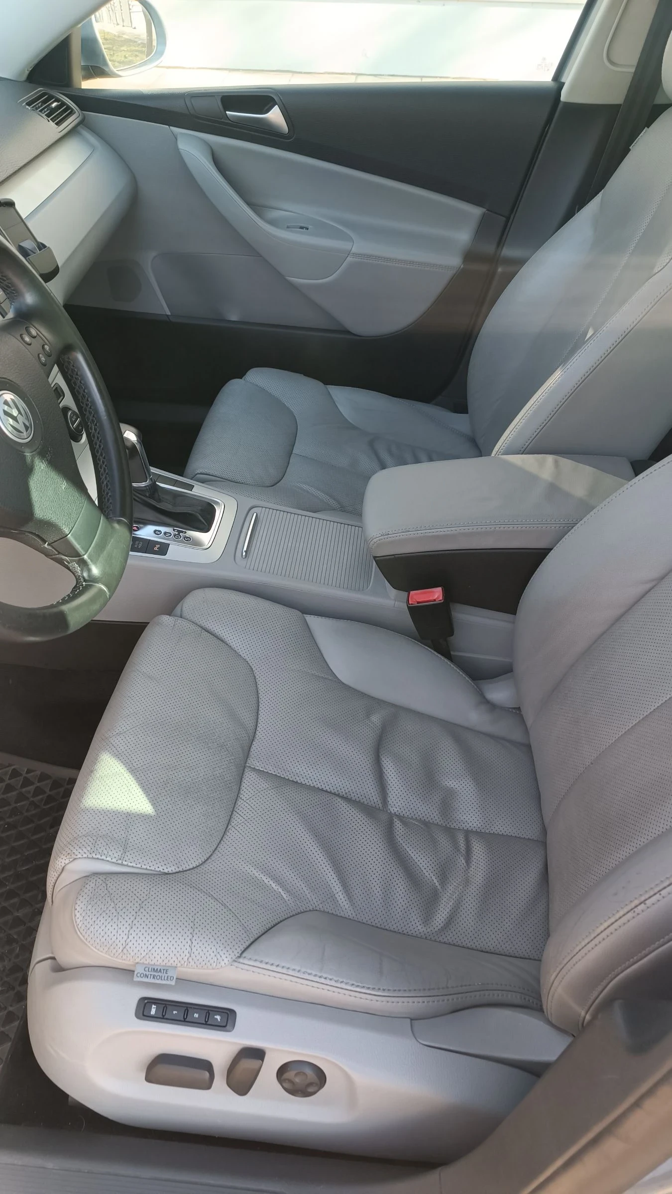 VW Passat 2.0TDI DSG CR, снимка 7 - Автомобили и джипове - 53782001