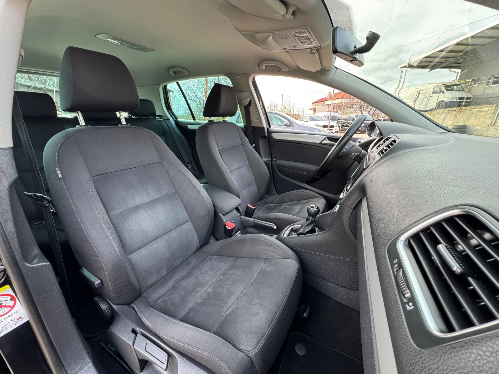 VW Golf R line-2.0TDI, снимка 13 - Автомобили и джипове - 54082420