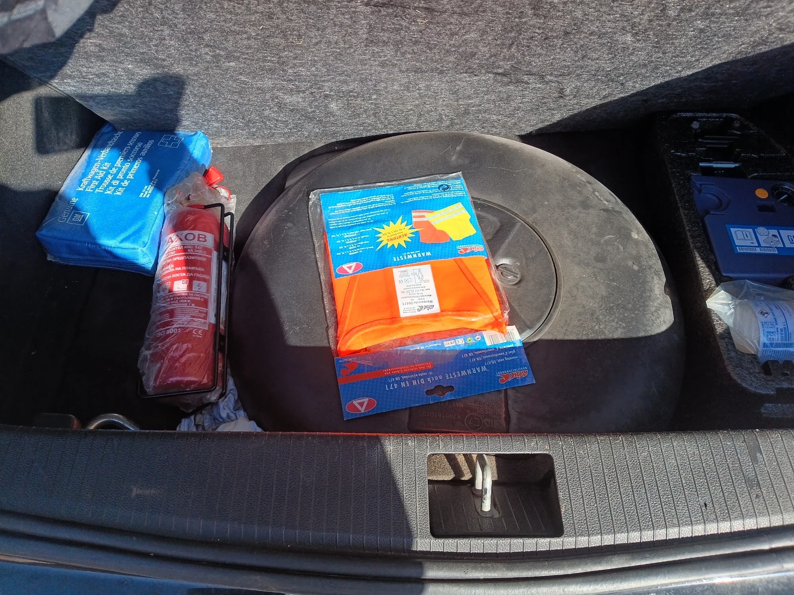 Opel Astra, снимка 7 - Автомобили и джипове - 54196365