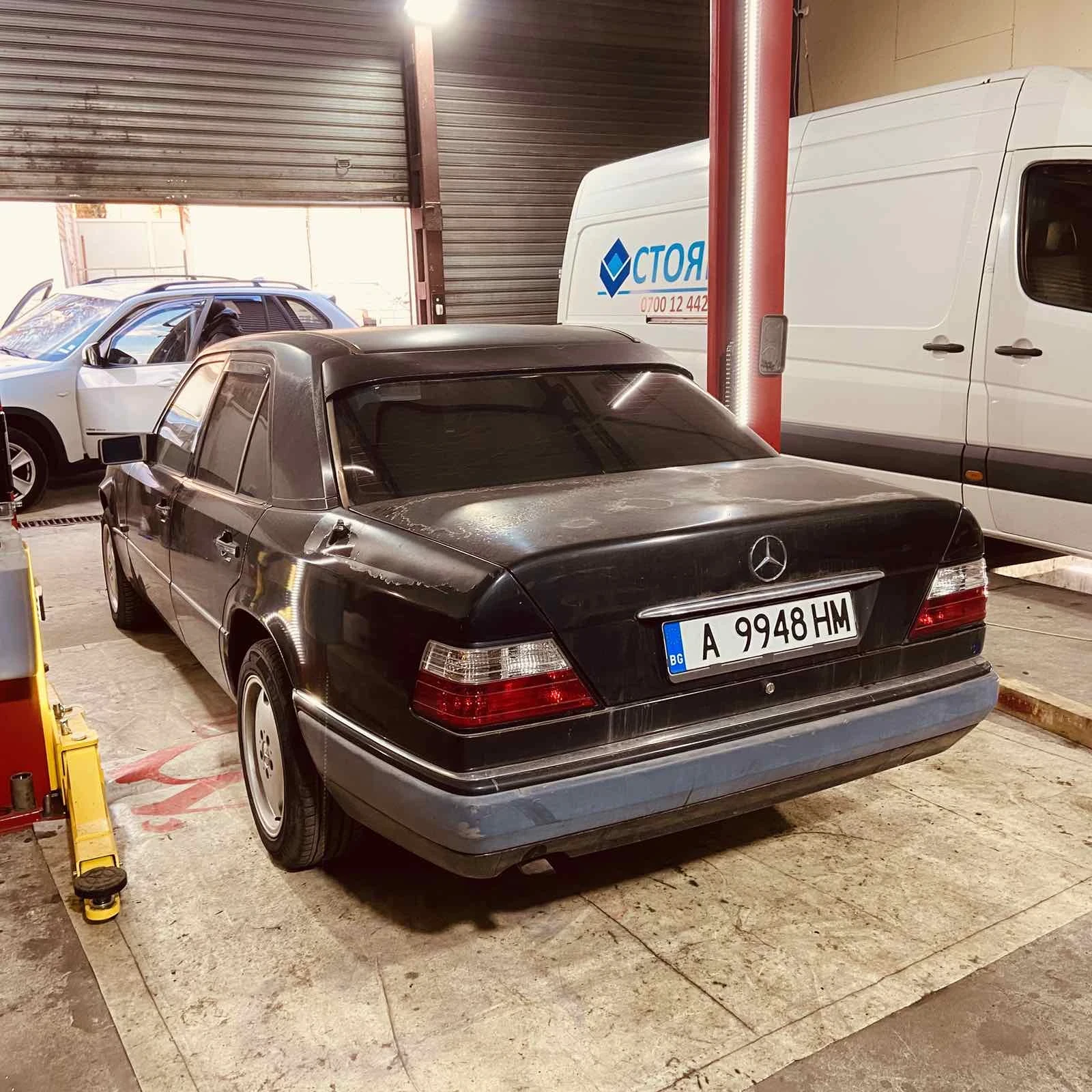 Mercedes-Benz 124 200E, снимка 13 - Автомобили и джипове - 54527606