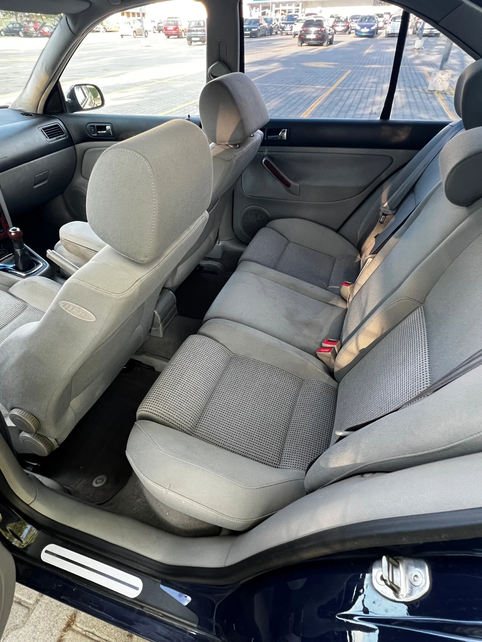 VW Bora, снимка 9 - Автомобили и джипове - 54716207