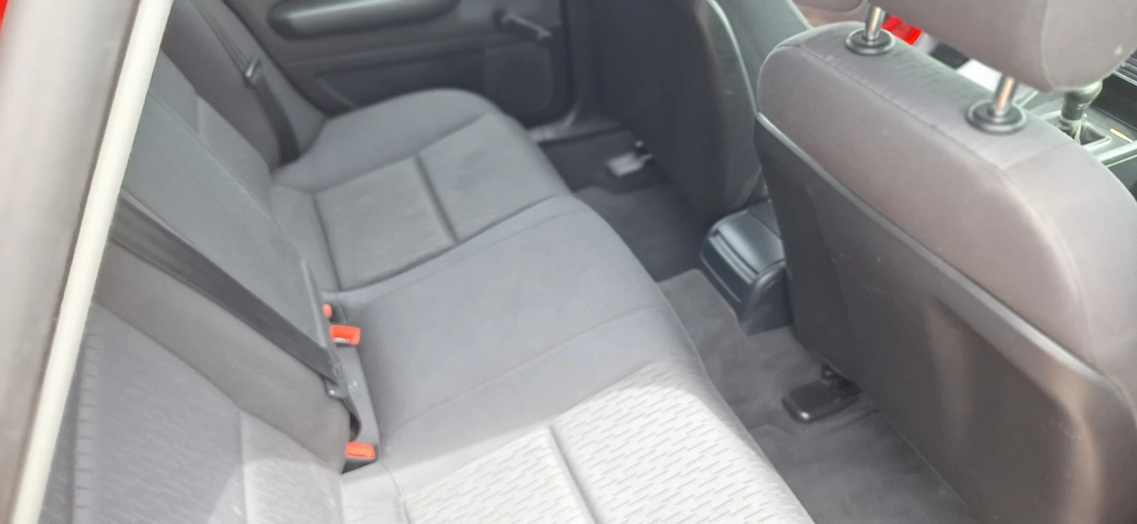 Audi A4 2, 0TDI quattro, снимка 11 - Автомобили и джипове - 54737536