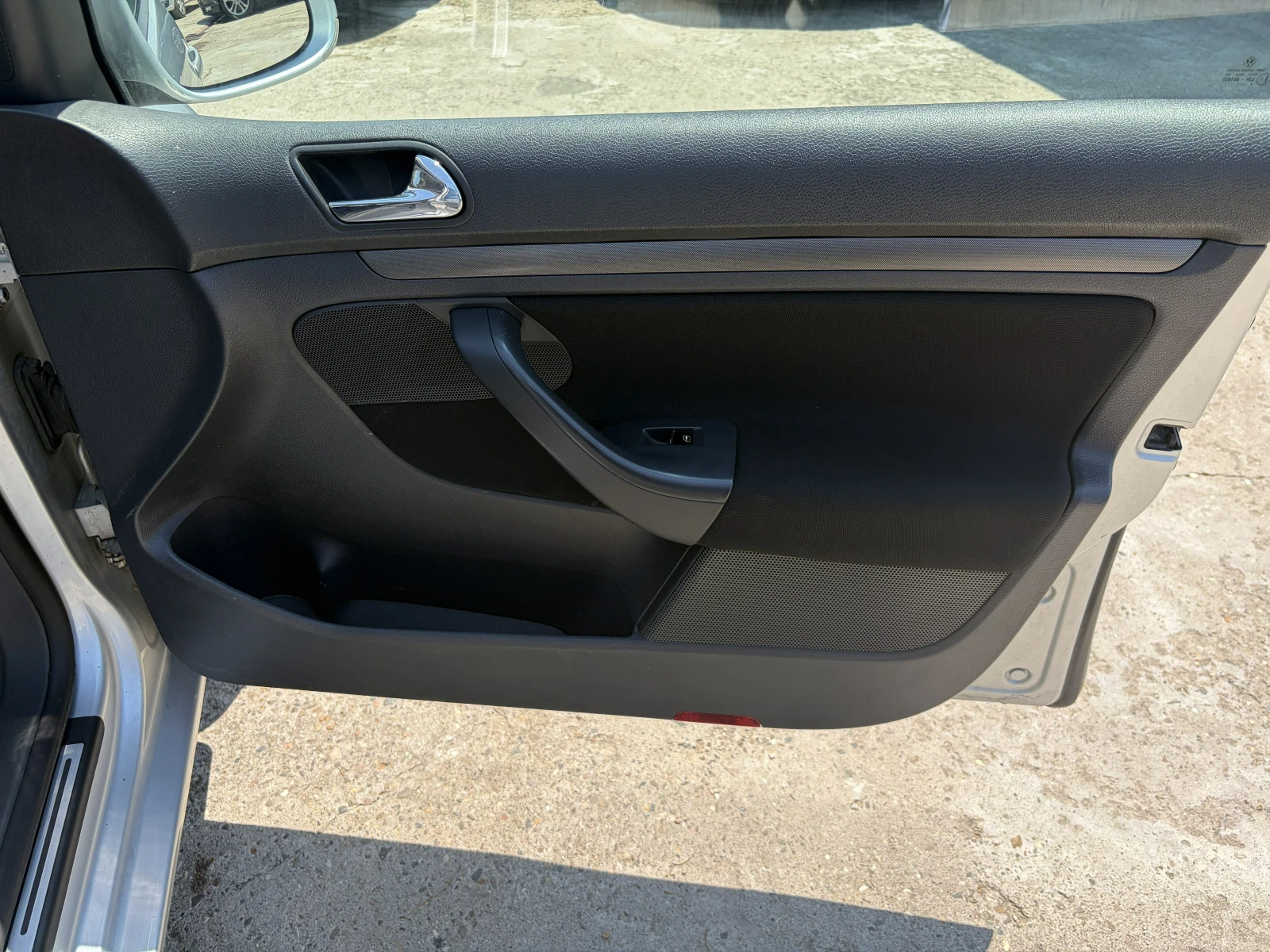 VW Golf V 1.9TDI Goal Edition, снимка 13 - Автомобили и джипове - 54867433
