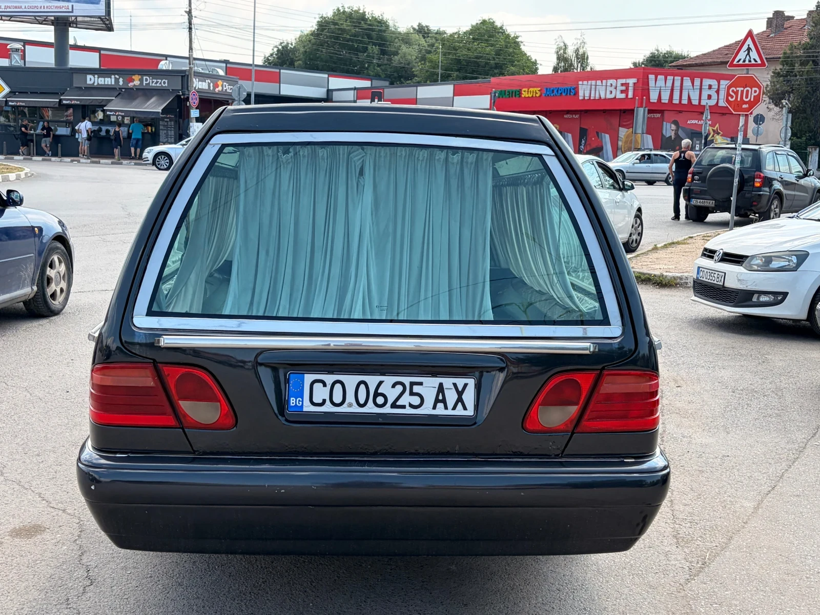 Mercedes-Benz E 220 Специален Автомобил, снимка 7 - Автомобили и джипове - 55067628