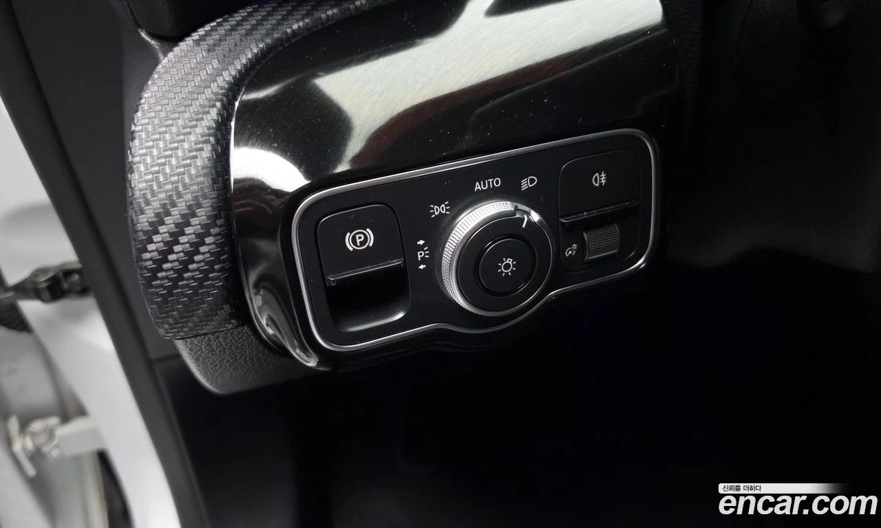 Mercedes-Benz A 220 * Подгрев* Камера* М.Точка* CARPLAY, снимка 15 - Автомобили и джипове - 56062188
