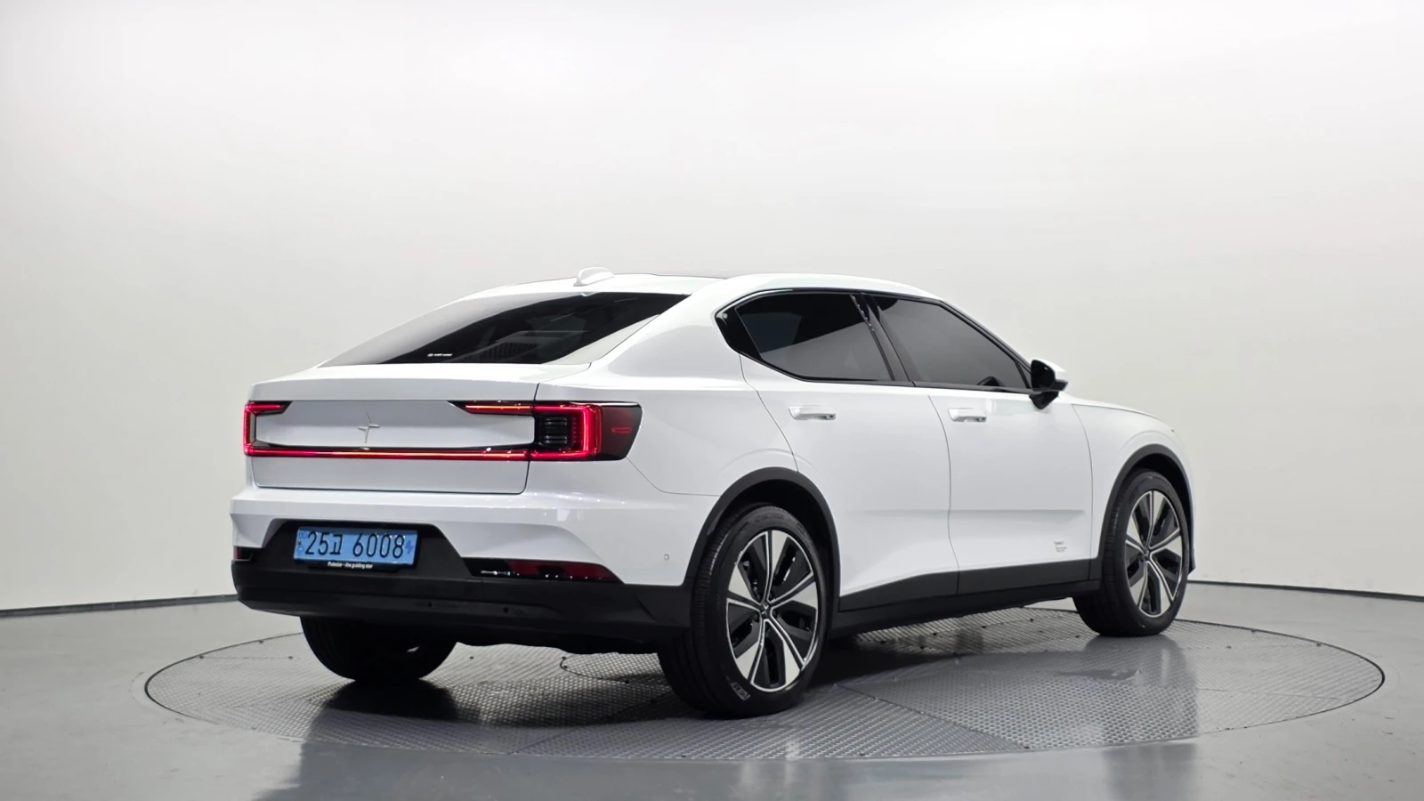 Polestar 2 Long Range Single Motor, снимка 2 - Автомобили и джипове - 56082797