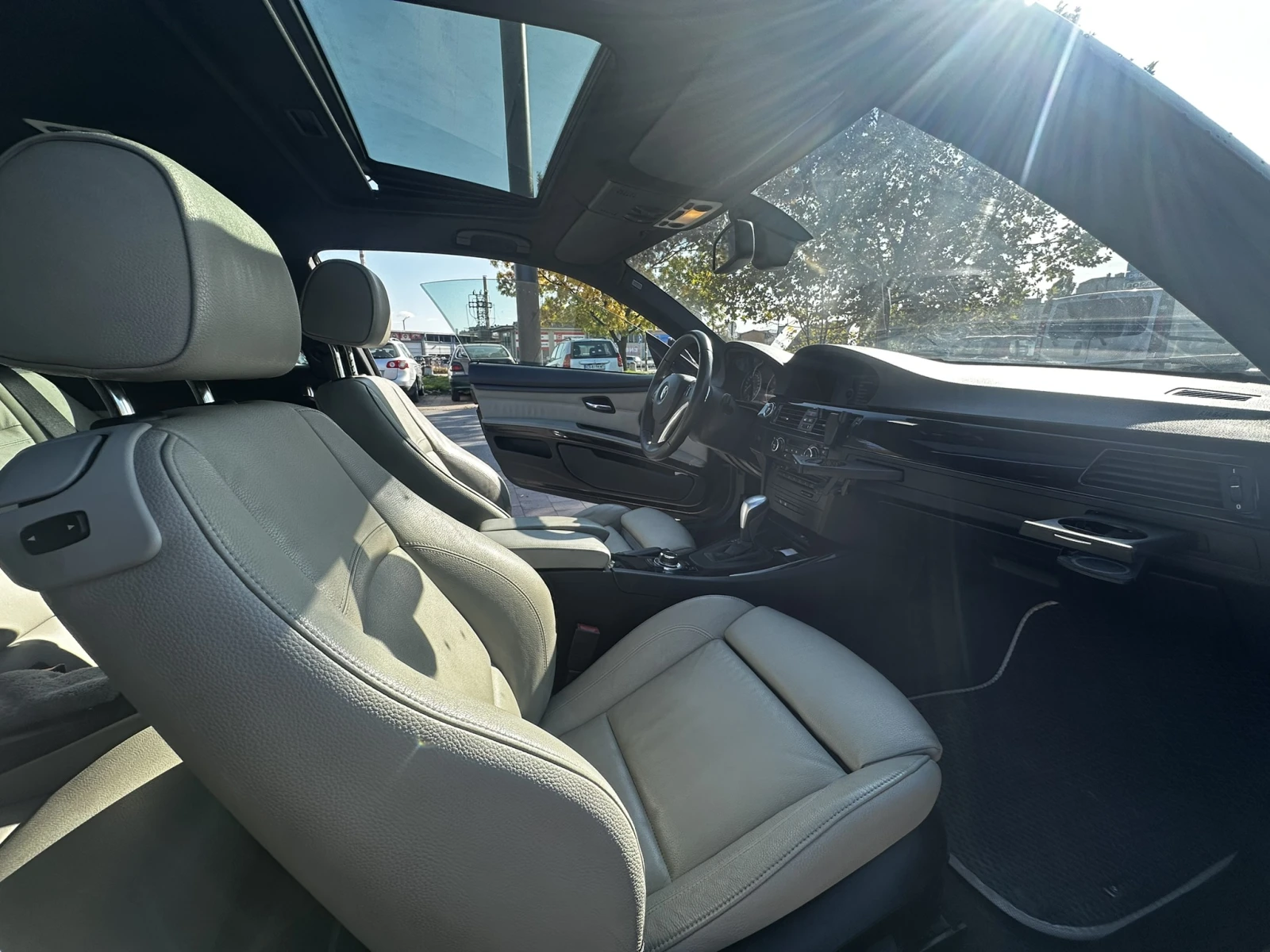 BMW 330, снимка 8 - Автомобили и джипове - 56644863