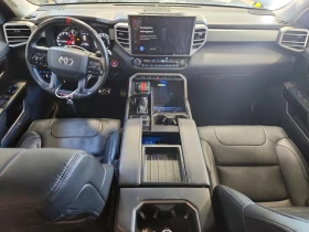 Toyota Tundra TRD 4x4 Off Road, снимка 8