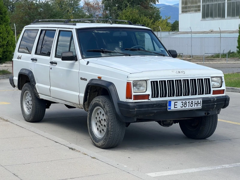 Jeep Cherokee 2.5i Газ/бензин, снимка 4 - Автомобили и джипове - 47054055