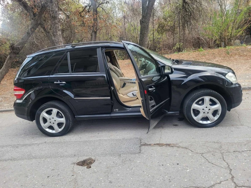 Mercedes-Benz ML 320, снимка 2 - Автомобили и джипове - 48158919