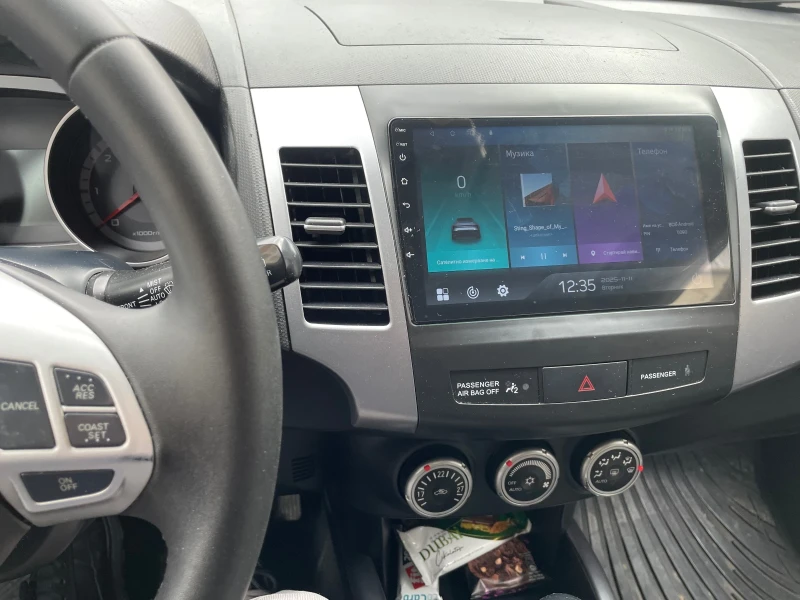 Mitsubishi Outlander 2.0 140 кс4х4 navi/koga/keyless, снимка 6 - Автомобили и джипове - 52380268