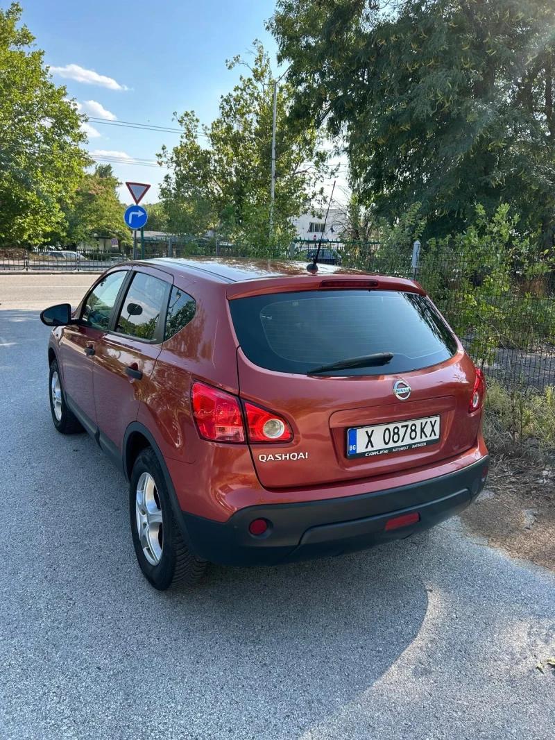 Nissan Qashqai 2.0, снимка 5 - Автомобили и джипове - 53478254
