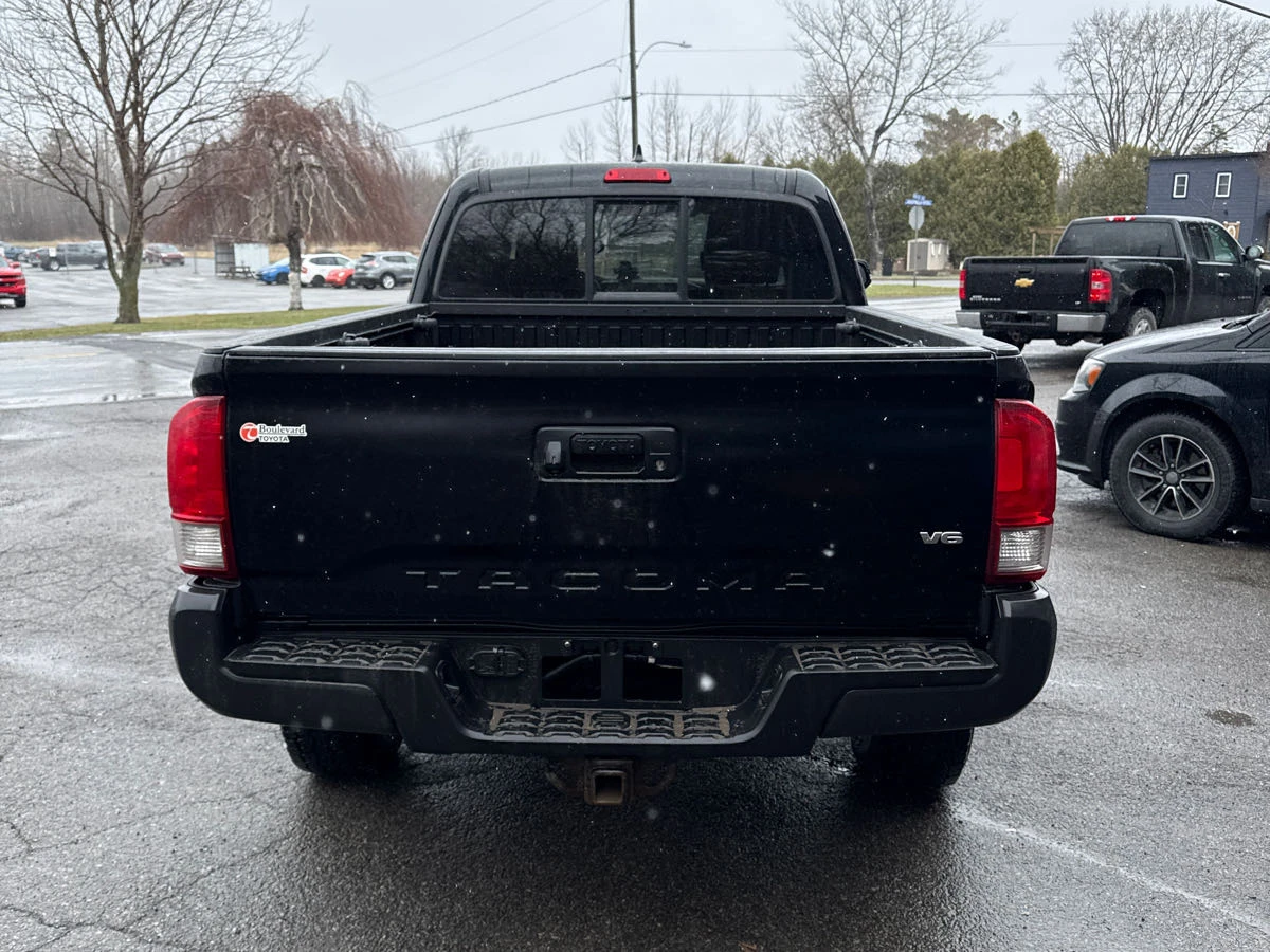 Toyota Tacoma * CARFAX* АВТОФИНАНСИРАНЕ* БЕЗ ПЪРВОНАЧАЛНА ВНОСКА - изображение 4