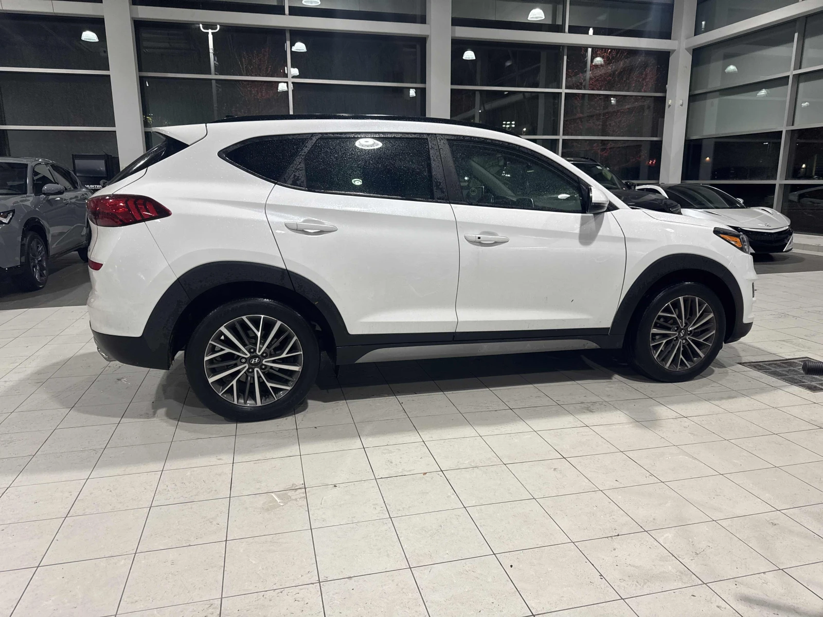 Hyundai Tucson Preferred| ONE owner| CARFAX - изображение 3