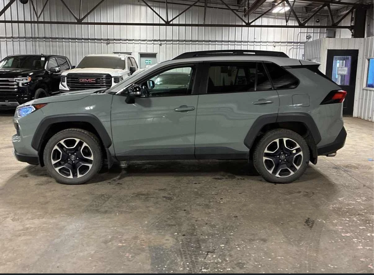Toyota Rav4 TRAIL * Carfax * Опция за финансиране *  - изображение 3