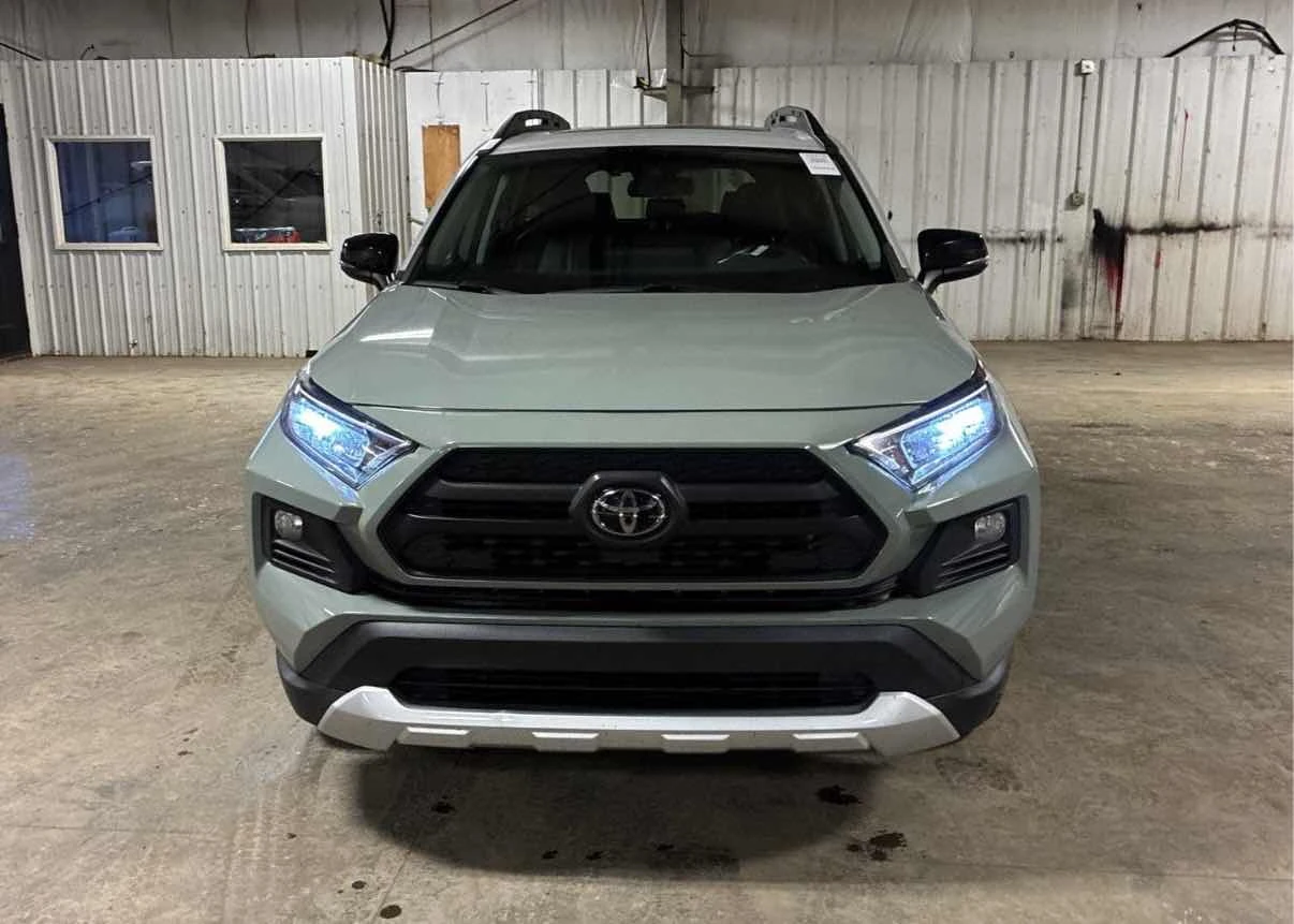 Toyota Rav4 TRAIL * Carfax * Опция за финансиране *  - изображение 4