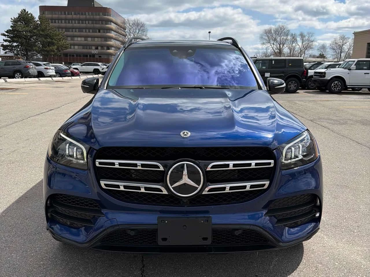 Mercedes-Benz GLS 450 /360/DISTRONIC/BURMESTER/SWISS ДЖАНТИ , снимка 17 - Автомобили и джипове - 54014958