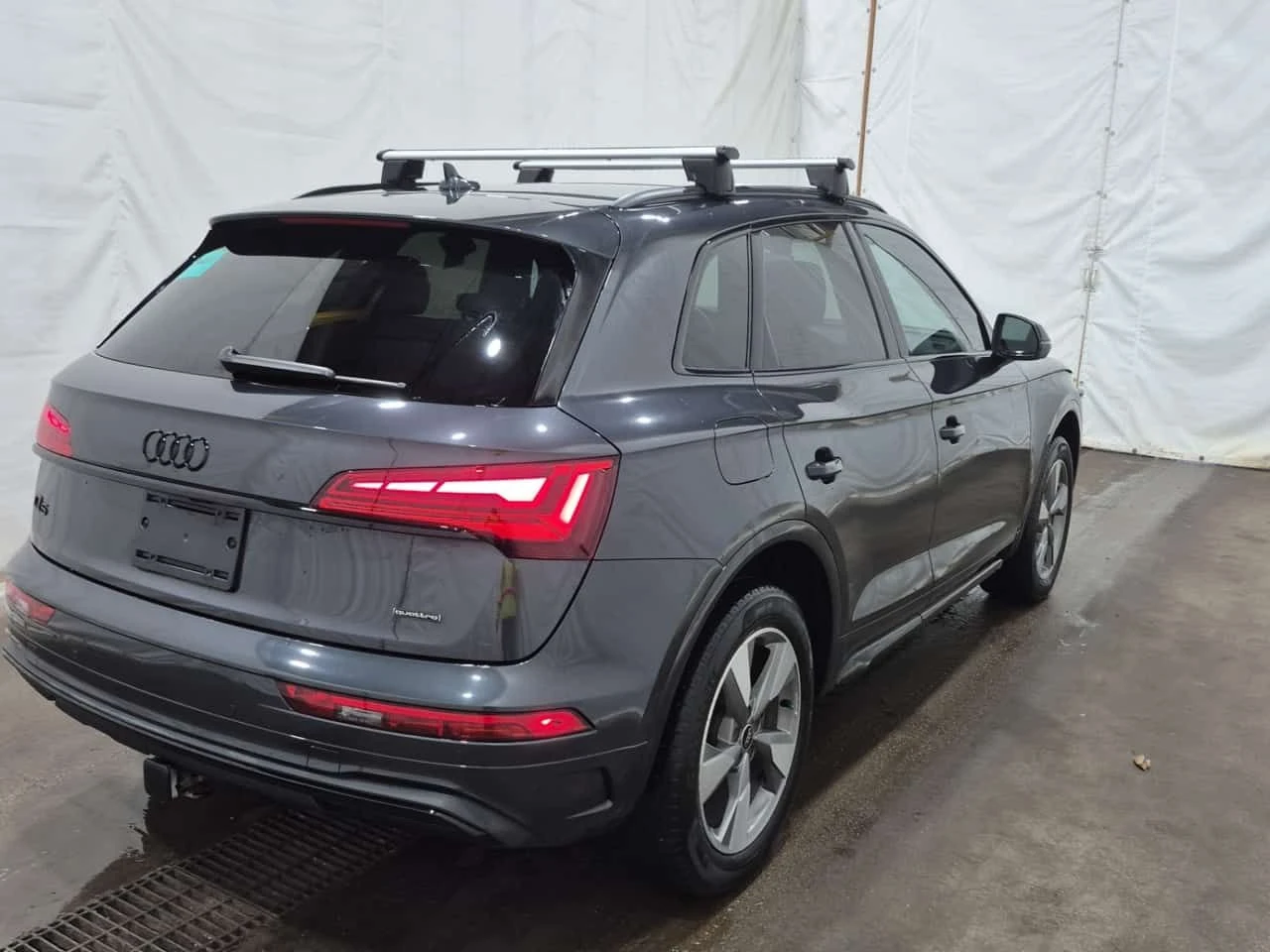 Audi Q5 PREMIUM/CARFAX/ДИСТРОНИК, снимка 4 - Автомобили и джипове - 54059523