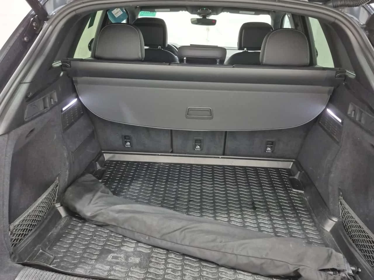 Audi Q5 PREMIUM/CARFAX/ДИСТРОНИК, снимка 13 - Автомобили и джипове - 54059523