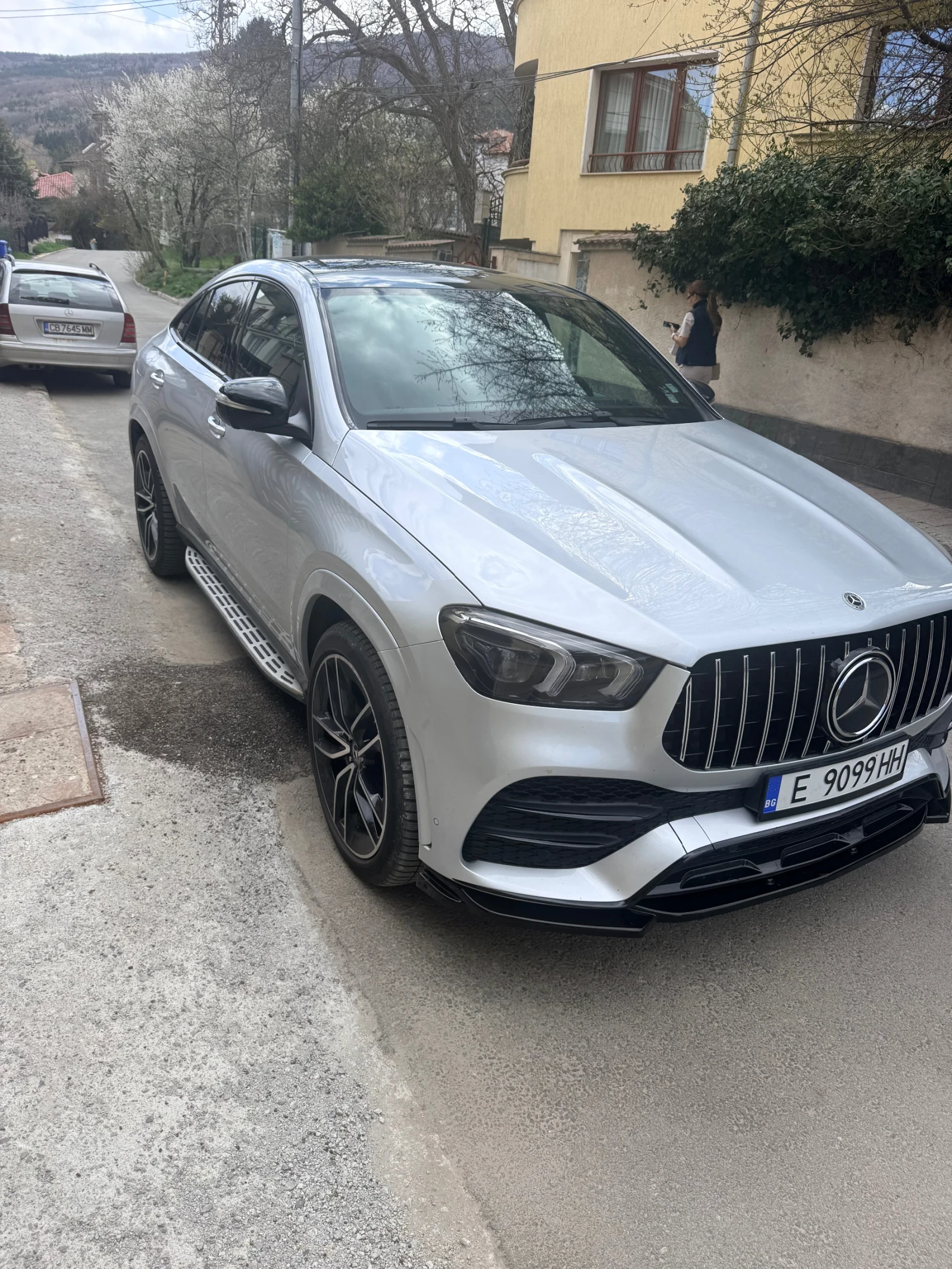 Mercedes-Benz GLE Coupe 4.0 AMG, снимка 3 - Автомобили и джипове - 54154476