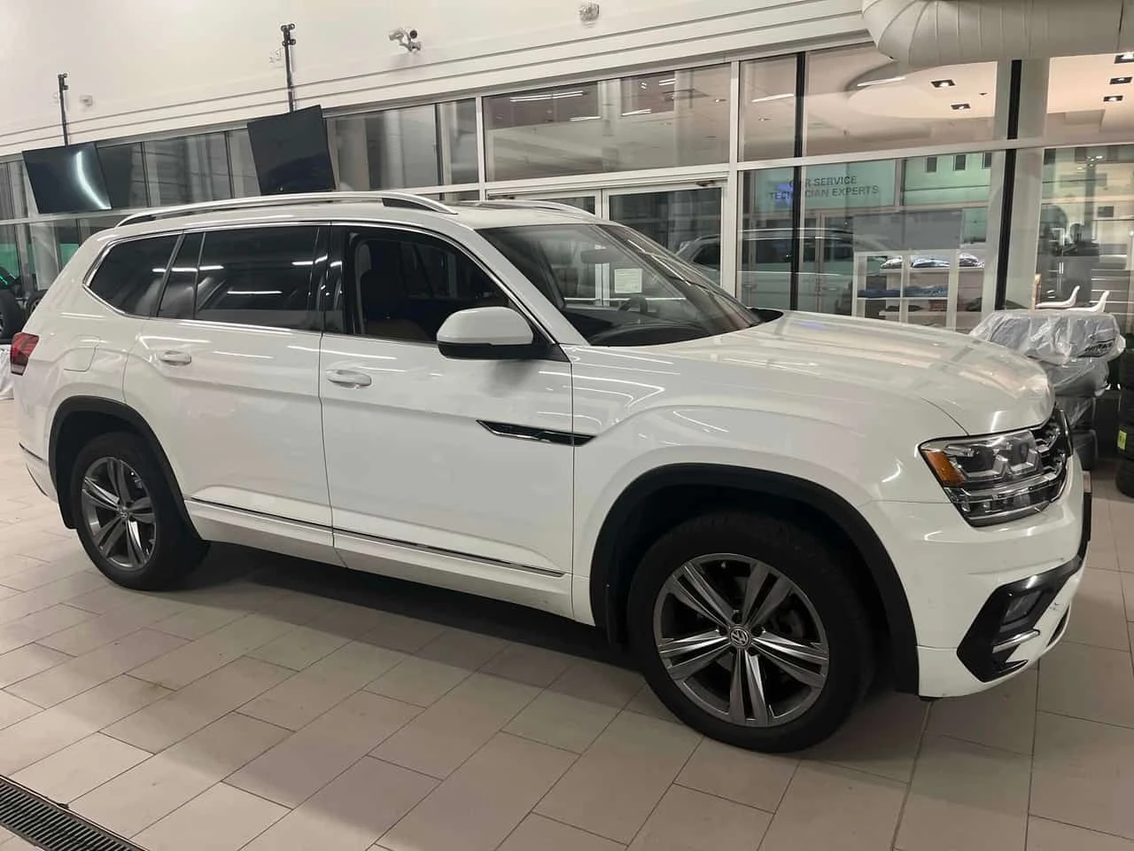 VW Atlas * Execline * CARFAX * ��� ������������ ������ | Mobile.bg � ����������� 3